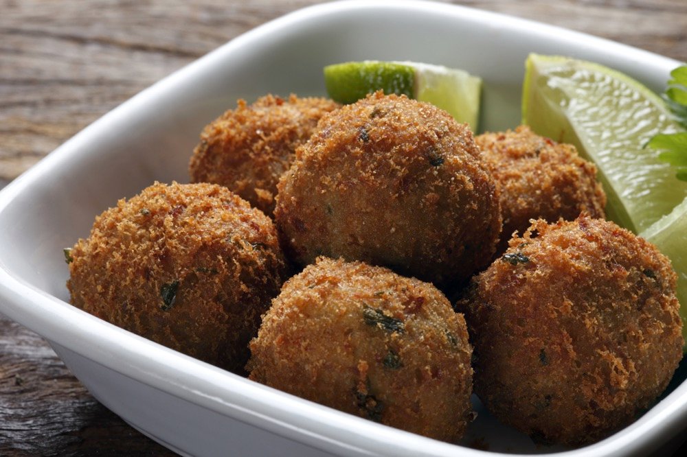 Bolinhos de Bacalhau Portuguese foods to eat