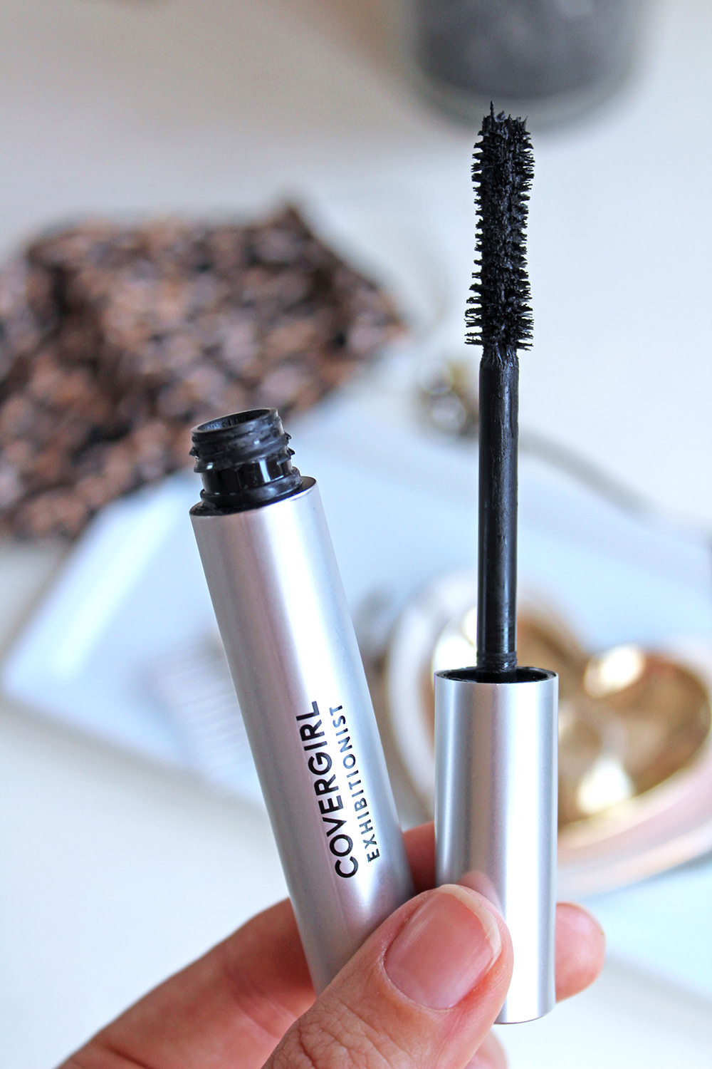 CoverGirl Exhibitionist Mascara review