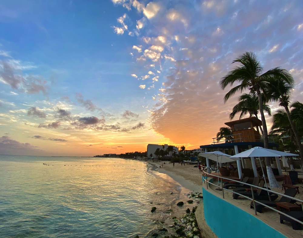 sunset in playa del carmen