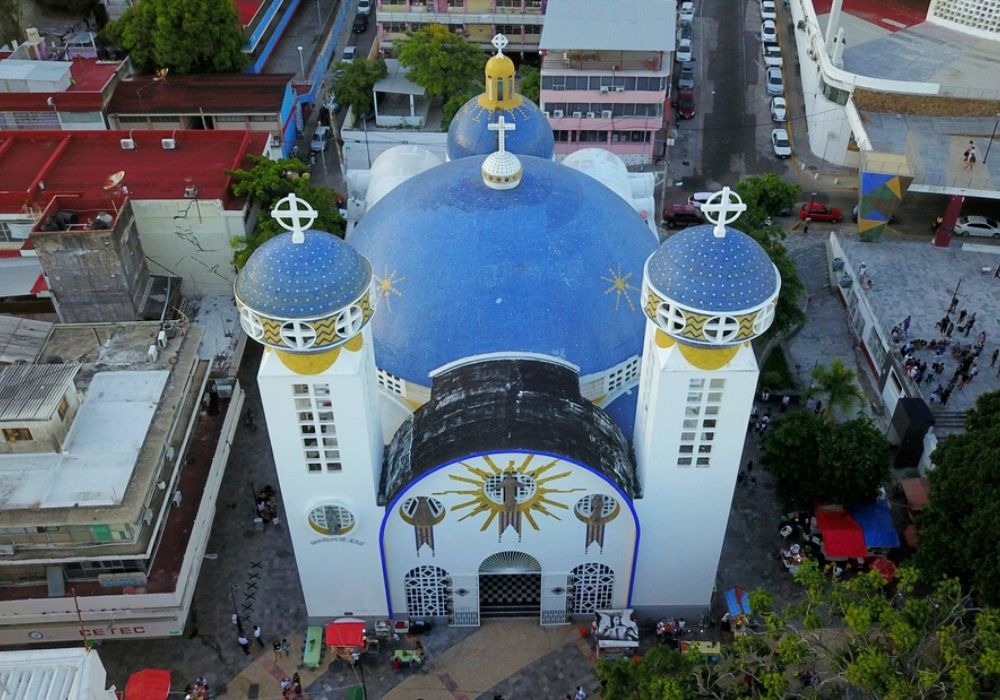 aerial view of the cathedral in the central square of Acapulco