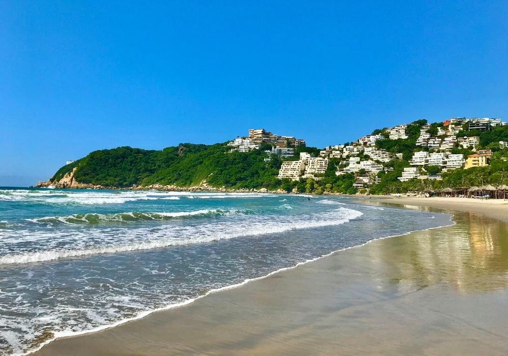 diamante beach in Acapulco