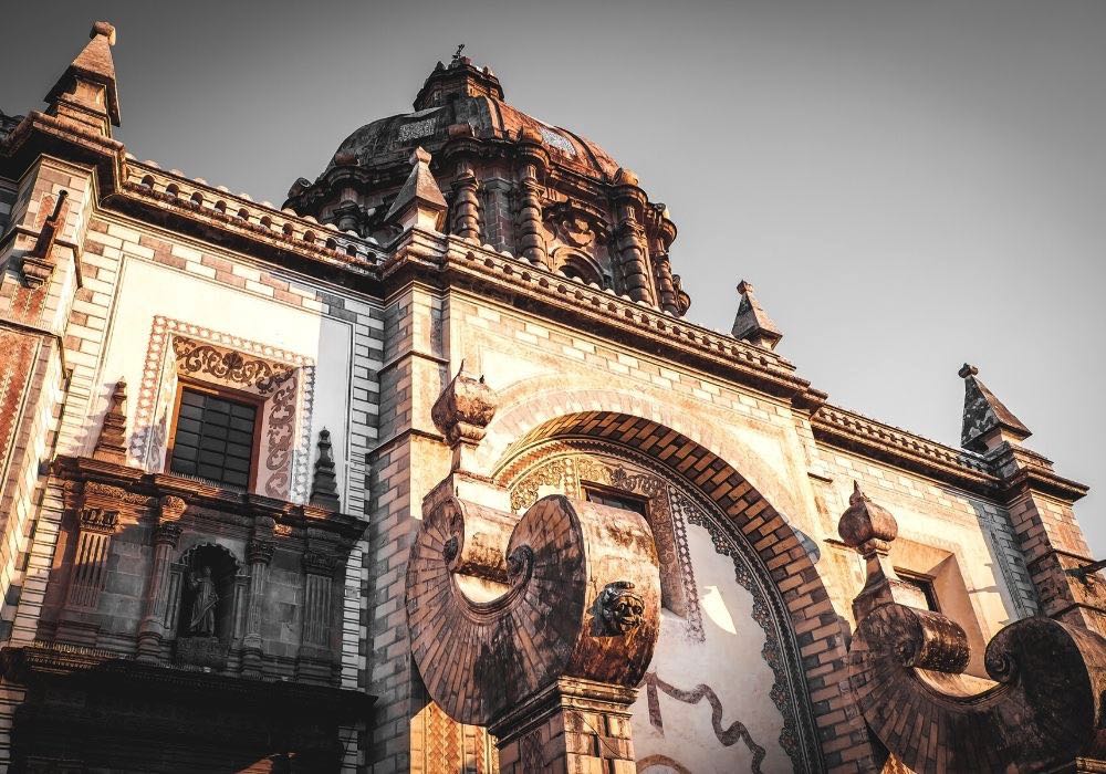 historical buildings in queretaro