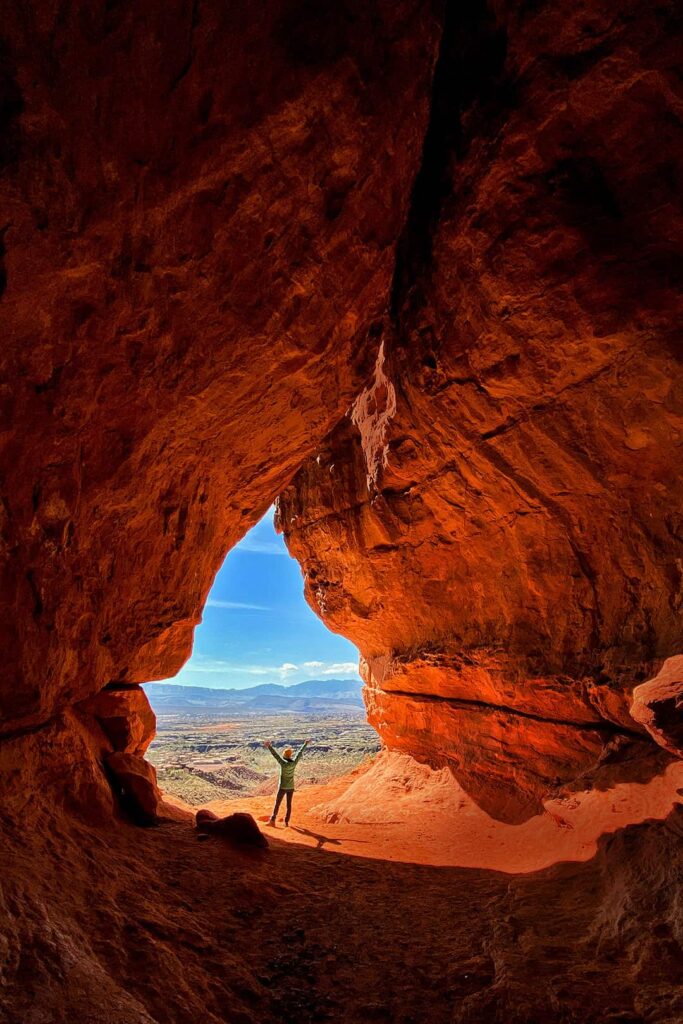 snow canyon hiking