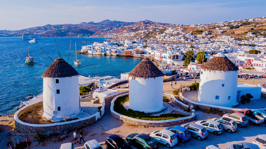 visit mykonos when visiting the greek islands