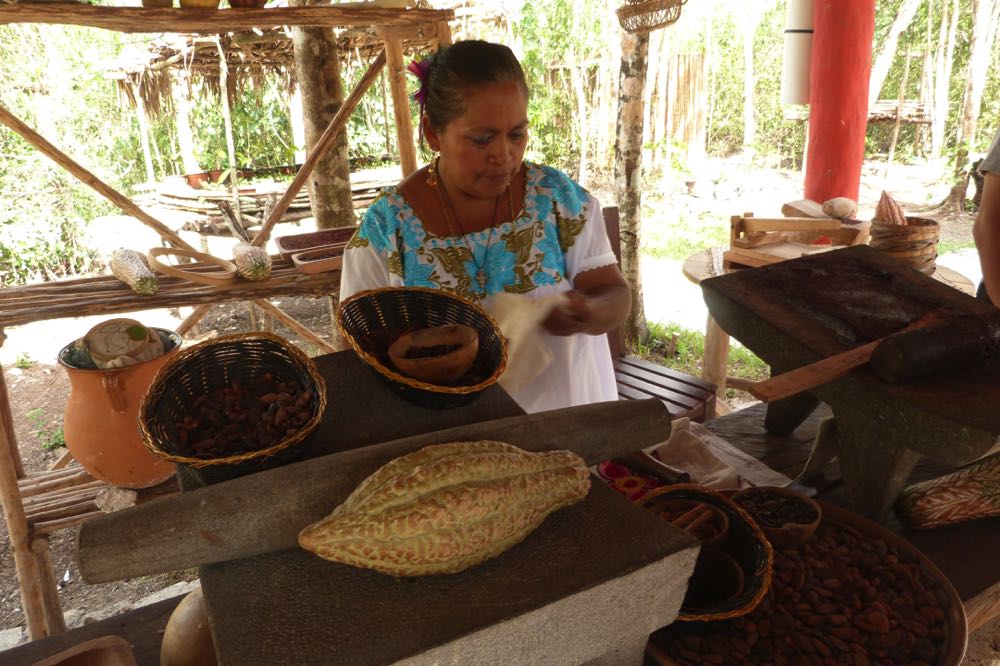 things to do in cozumel mayan chocolate