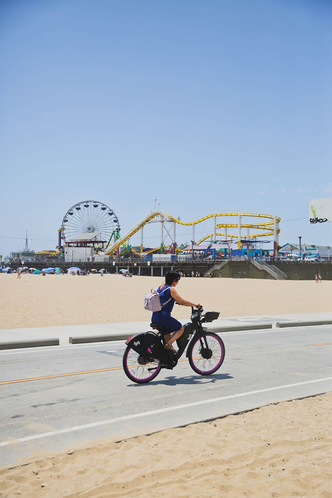 santa monica beach activities