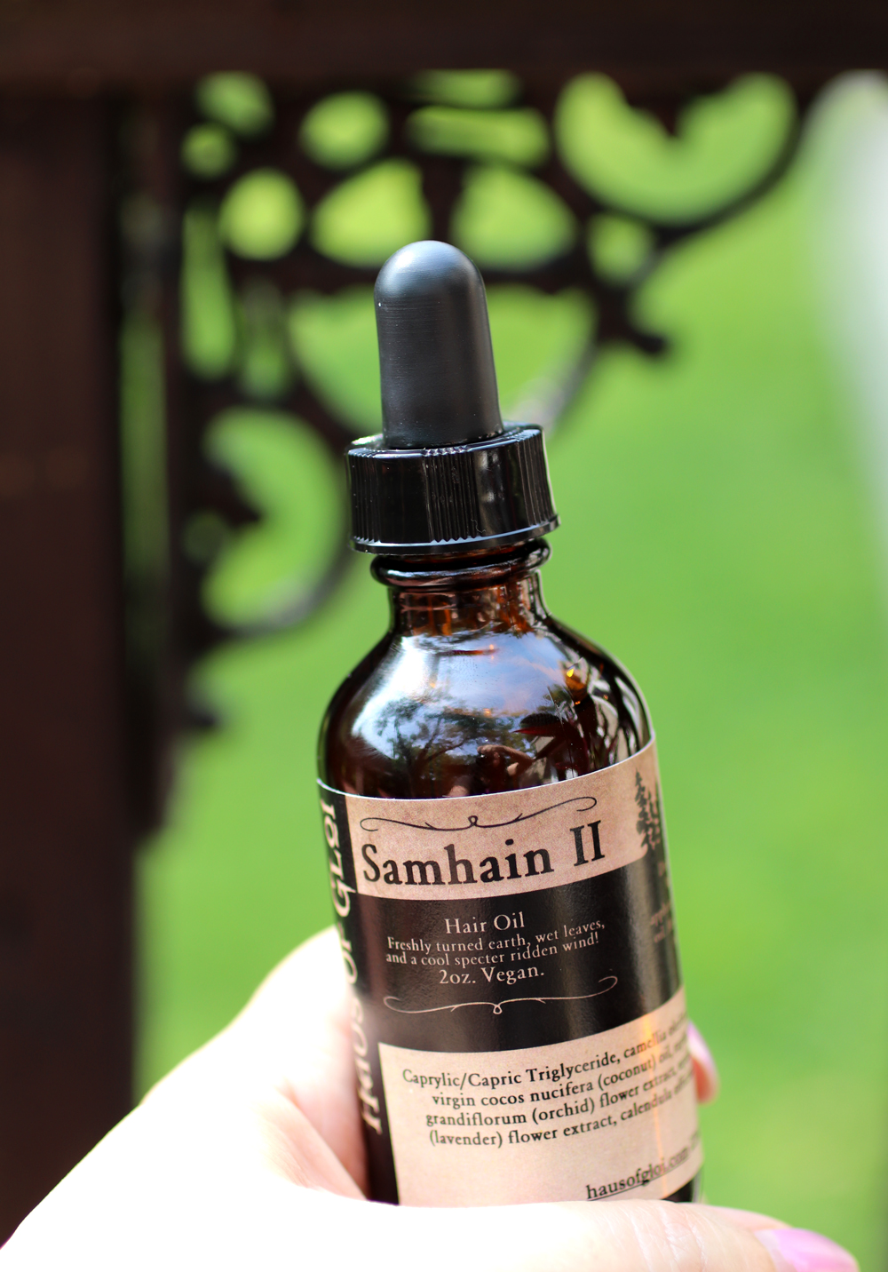 Haus of Gloi Samhain II hair oil review