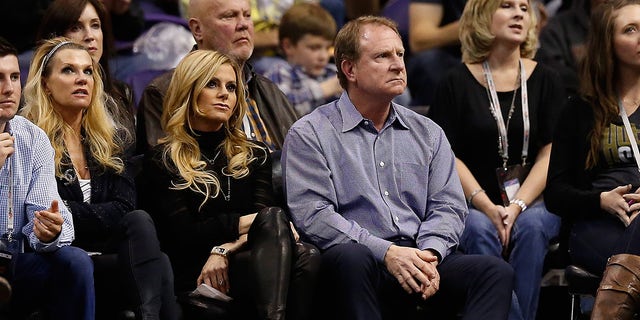 Phoenix Suns owner Robert Sarver (R) and wife Penny during an NBA game against the Houston Rockets at US Airways Center on Jan. 23, 2015 in Phoenix, Ariz.