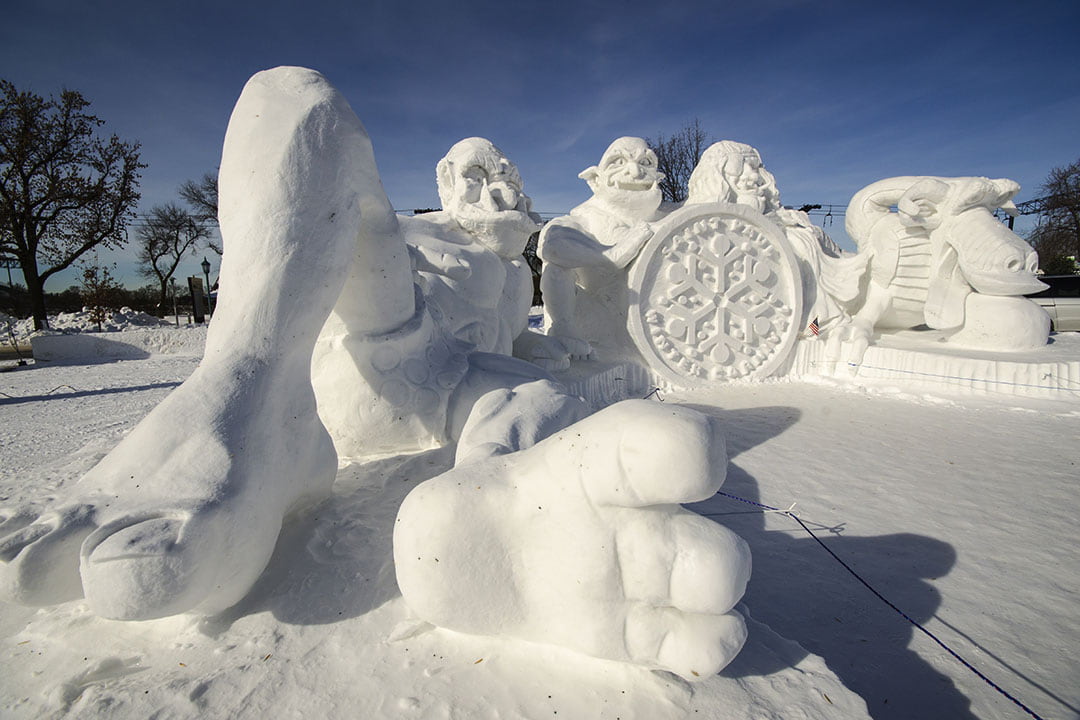 saint paul winter carnival minnesota + 15 best places to visit in january in the usa