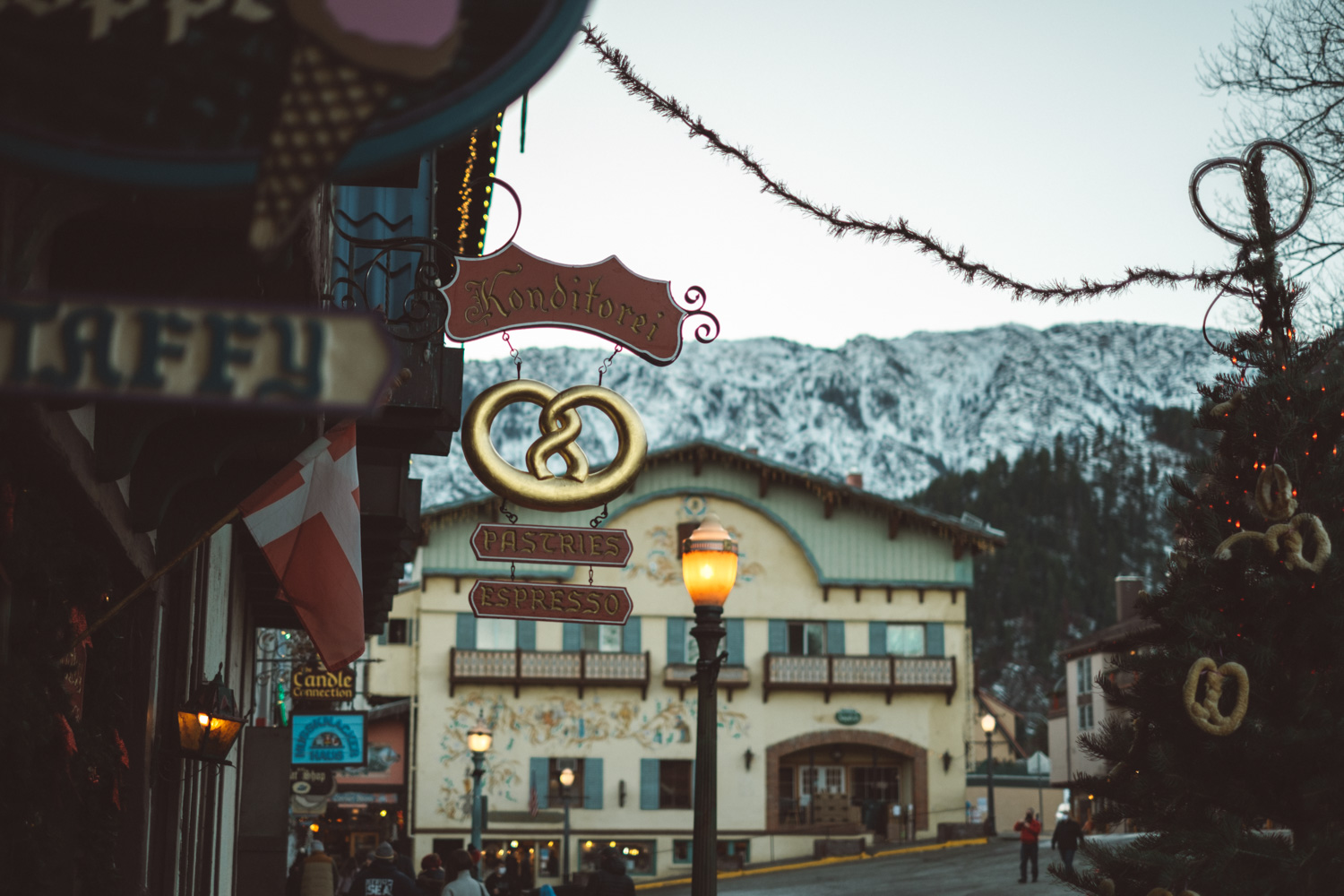 Christmas Holidays Leavenworth Washington Day Trip Seattle