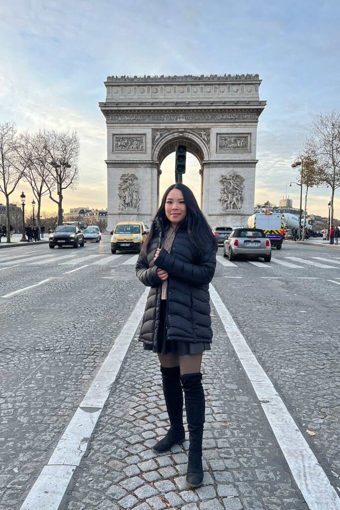 arc de triomphe roundabout