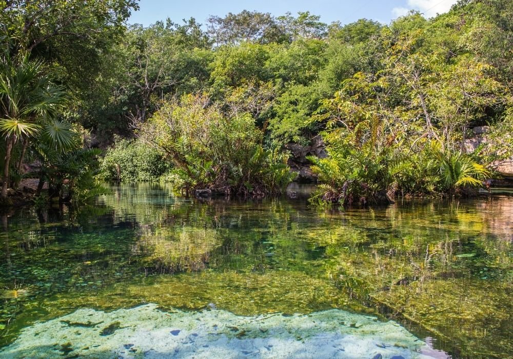 Cenote Azul