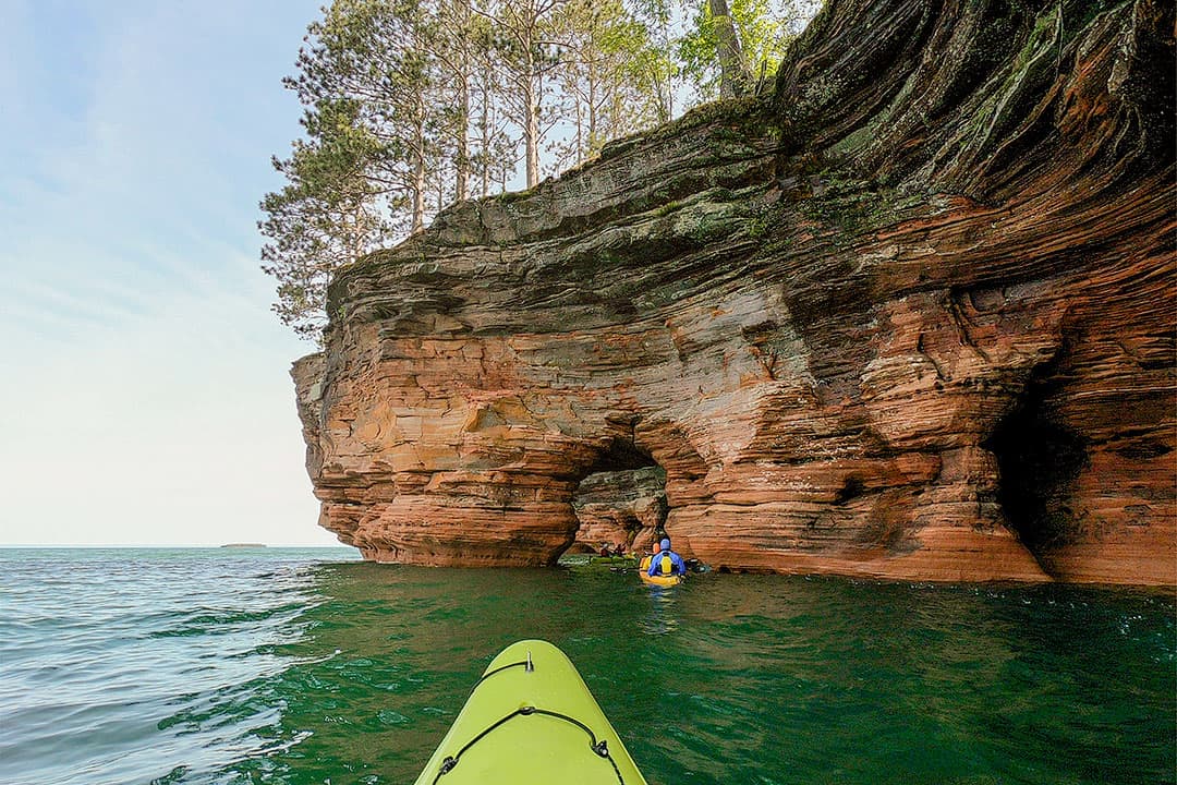 kayaking in apostle islands