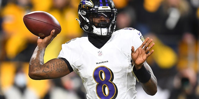 Lamar Jackson #8 of the Baltimore Ravens in action during the game against the Pittsburgh Steelers at Heinz Field on December 5, 2021 in Pittsburgh, Pennsylvania.