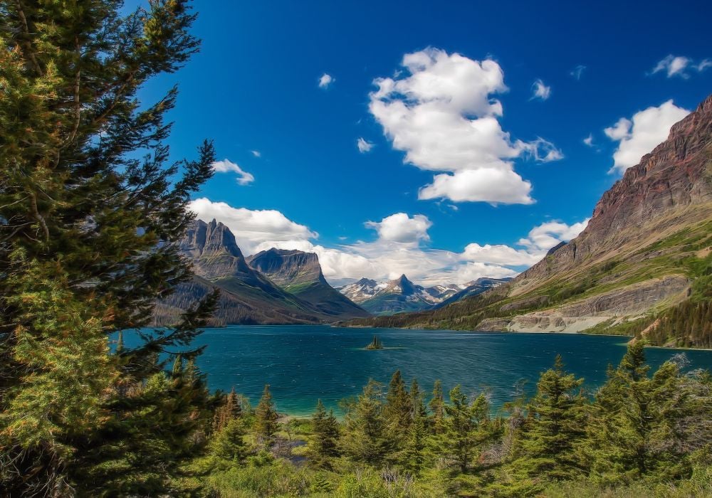 The stunning St. Mary Lake in Montana.