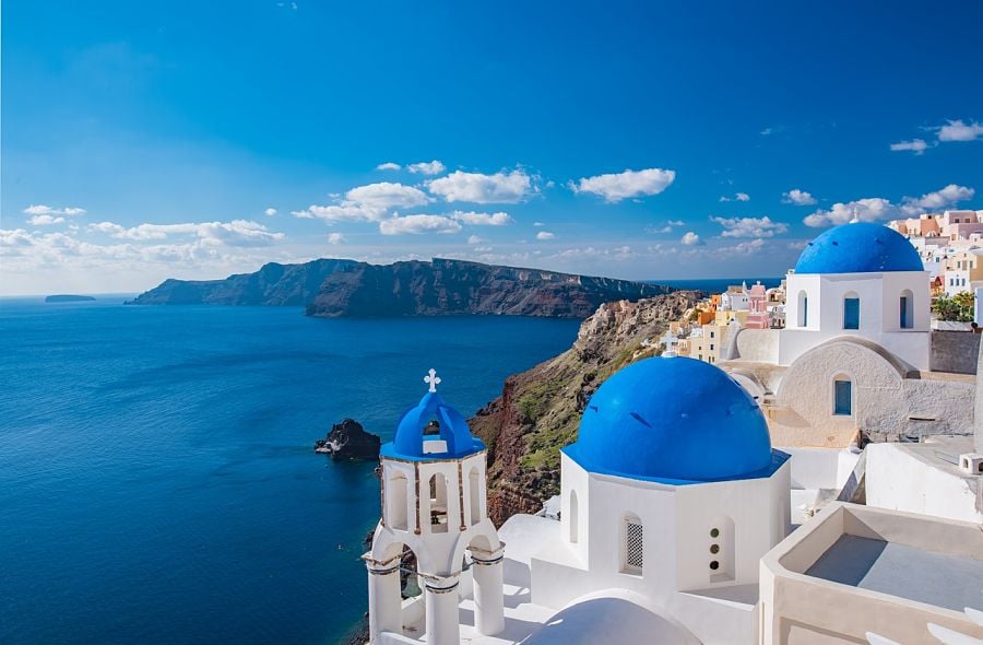 Weather in Greece: Santorini Greek island