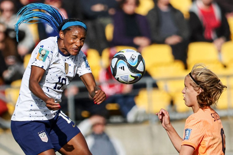 USA's defender #19 Crystal Dunn (L) heads the ball next to Netherlands' forward #09 Katja Snoeijs (R) during the Australia and New Zealand 2023 Women's World Cup Group E football match between the United States and the Netherlands at Wellington Stadium, also known as Sky Stadium, in Wellington on July 27, 2023.