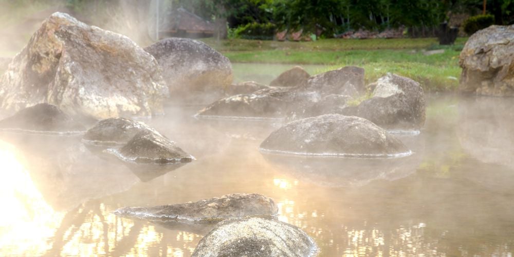 Rocks and water in Fang Hot Spring National Park