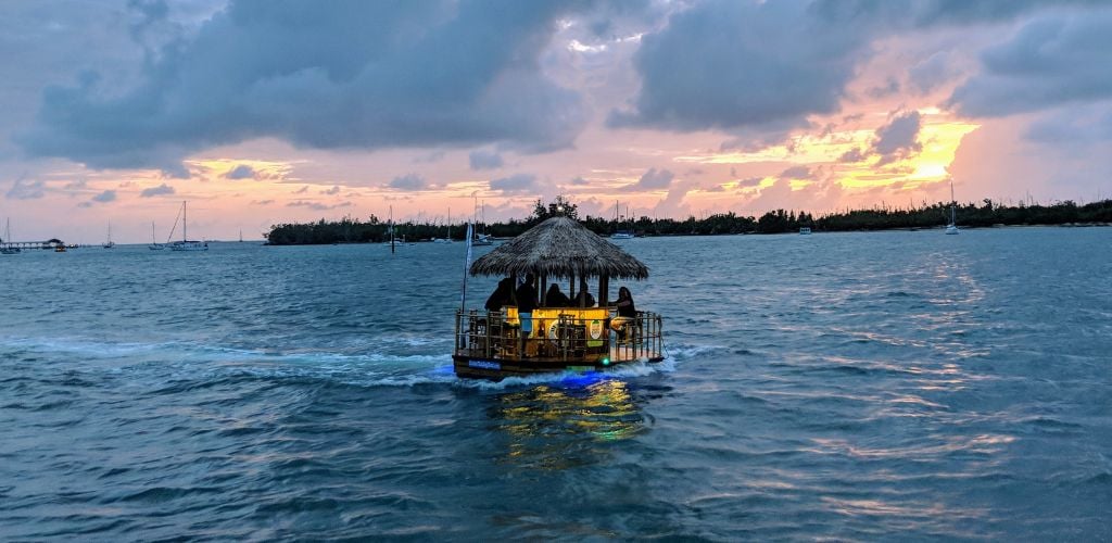 Tiki Boat Downtown Tampa tour