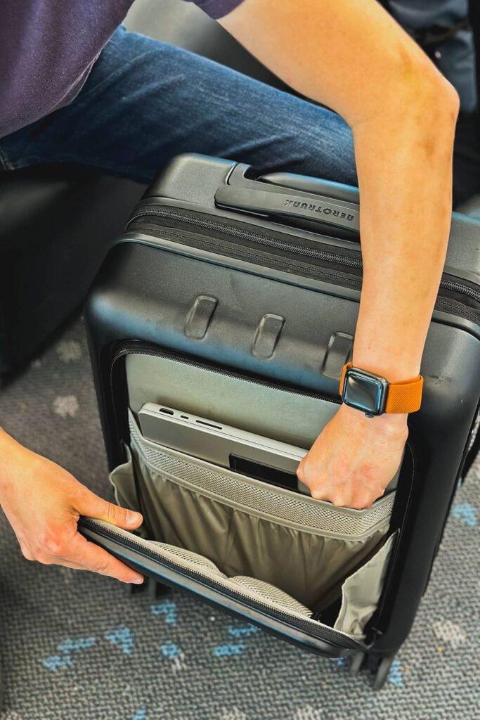 aerotrunk luggage