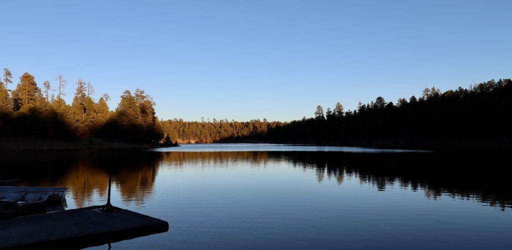 A scenic view of Woods Canyon Lake 