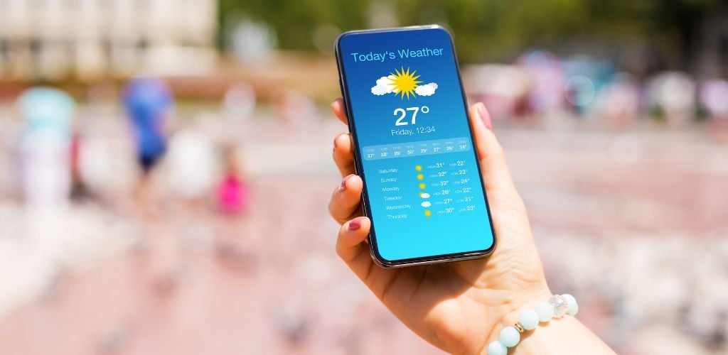 Checking today's weather on a mobile phone
