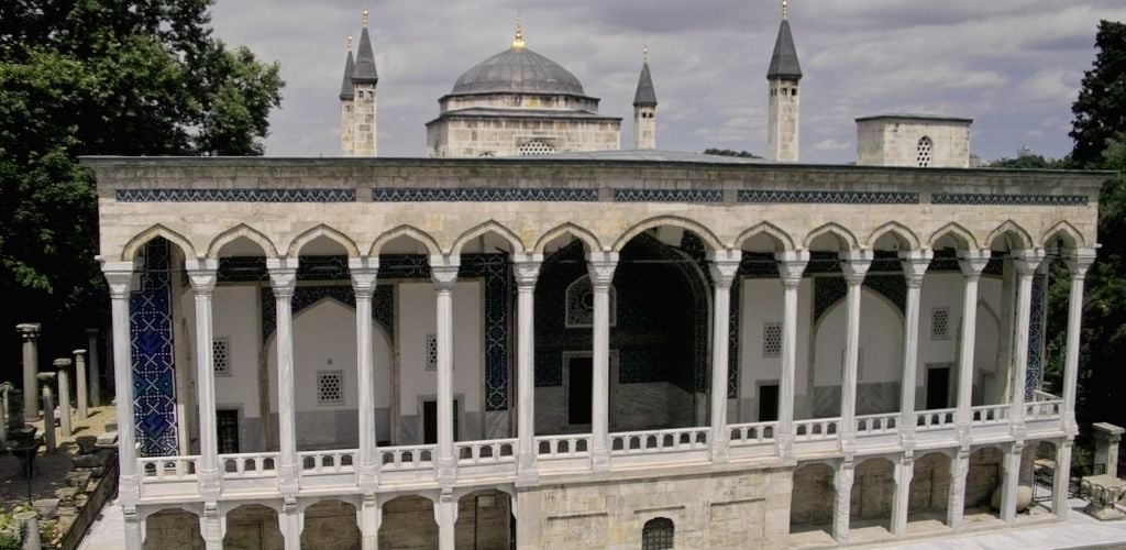 A pavilion set within the outer walls of Topkapi Palace. The tile in script above the main entrance.