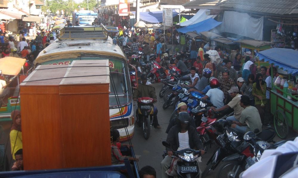 A Typical Indonesian Bus Stop Back in 2009