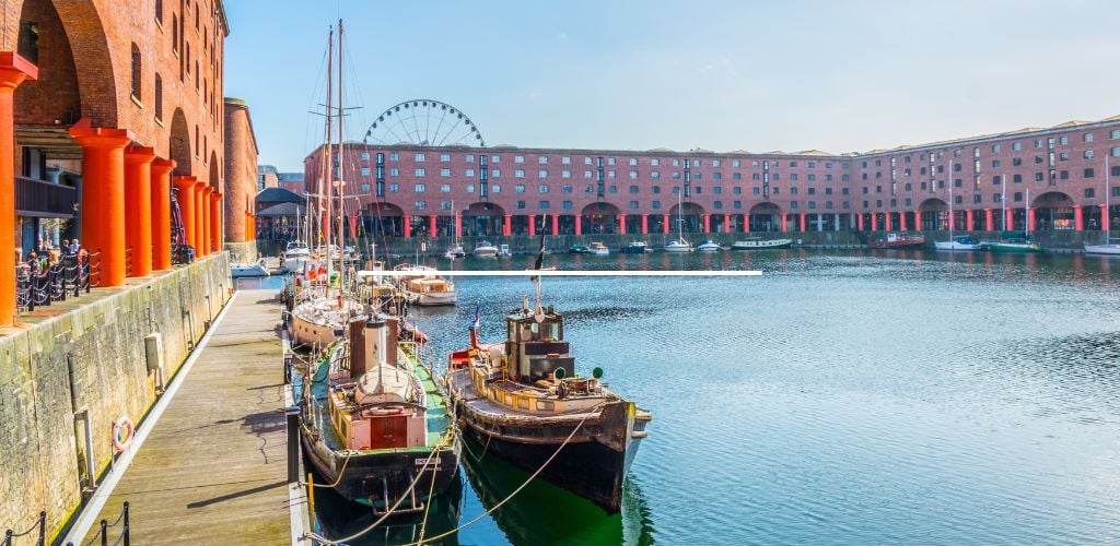 albert dock liverpool