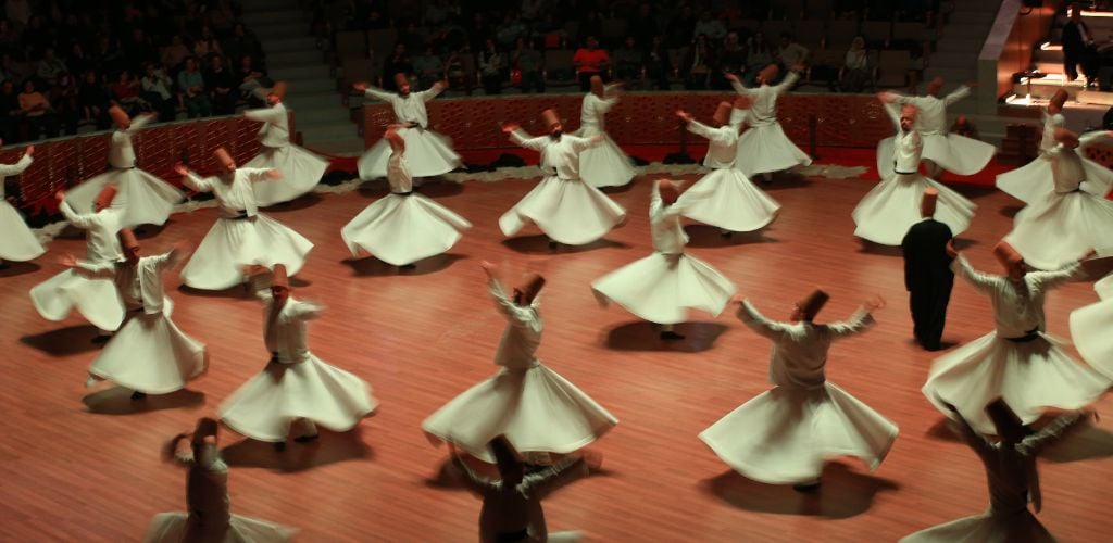 Konya Mevlana mosque and whirling dervish show