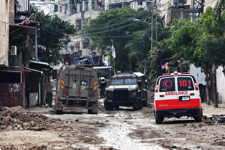 IDF raid in Tulkarem refugee camp