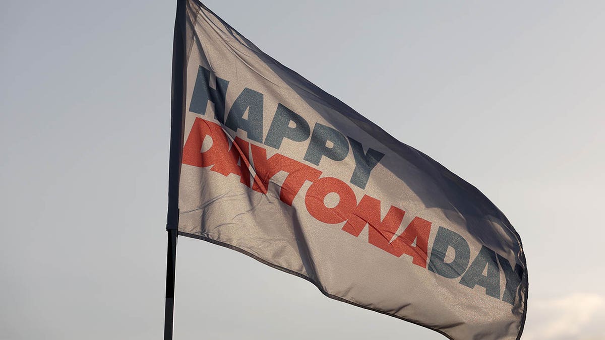 Daytona flag