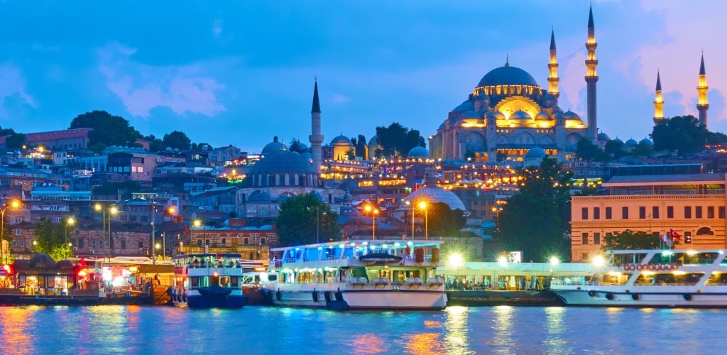 Faith district with the Suleymaniye Mosque in Istanbul in the evening, Turkey.