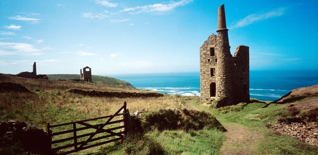 "Abandon Tin Mines overlooking the sea at Botallack, Penwith on the north coast of Cornwall. UK."
