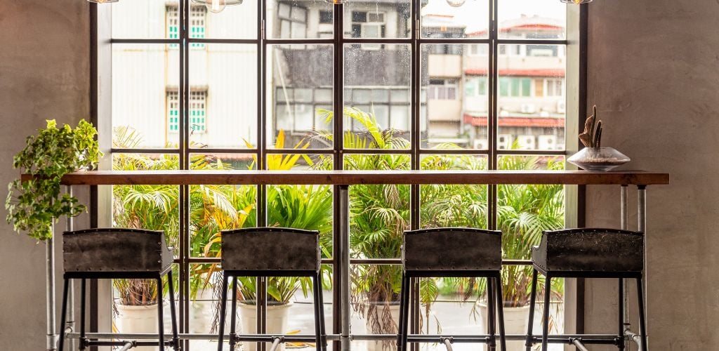 coworking space cafe vietnam