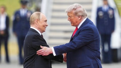 Trump engages with Zelenskyy, European leaders about potential security guarantees for Ukraine