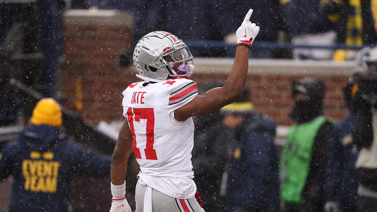 Carnell Tate