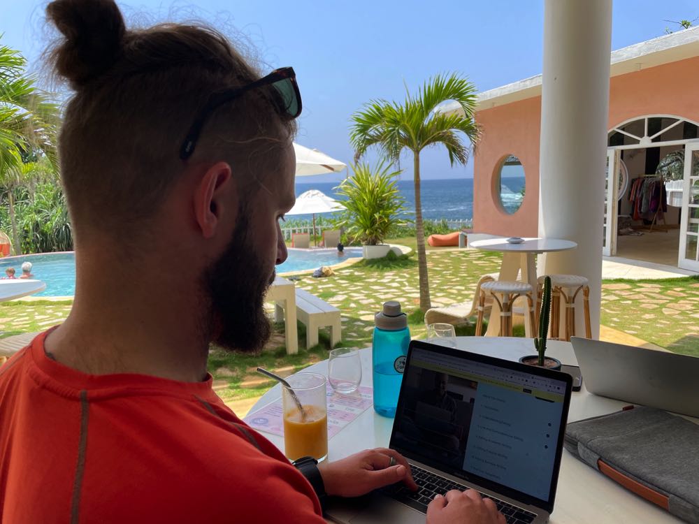 working as a digital nomad 