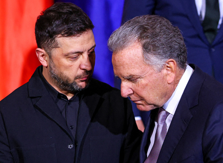 Ukrainian President Volodymyr Zelensky and US special envoy Steve Witkoff