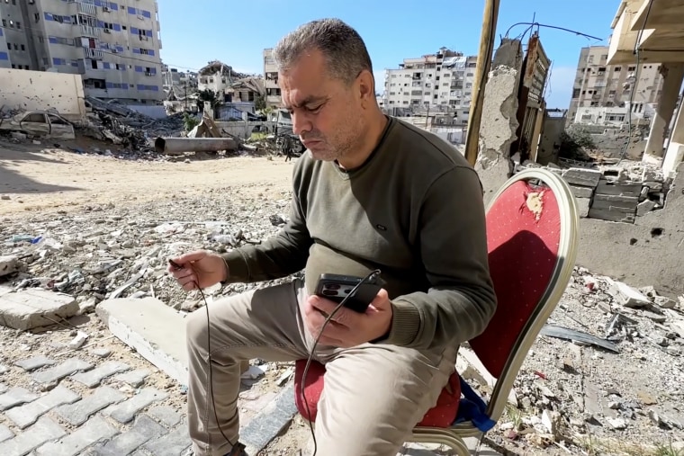 Zayed Khalil, a Zaman FM listener.