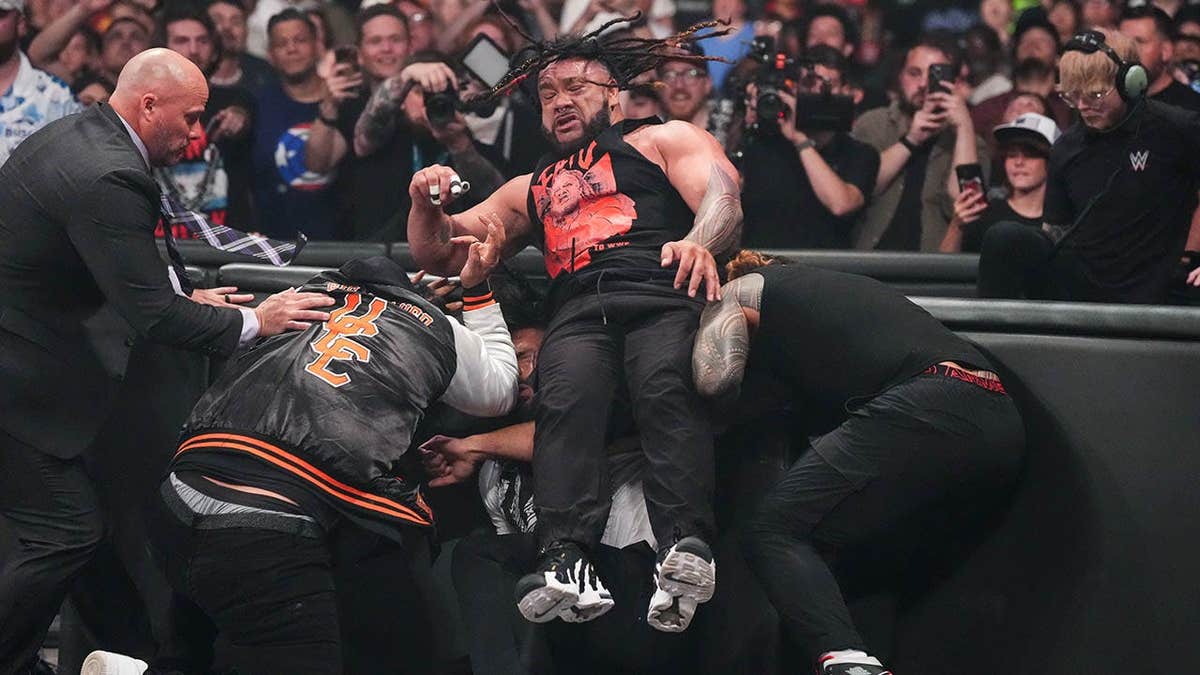 Jacob Fatu takes out Jimmy Uso, Roman Reigns and Jey Uso during WWE RAW match